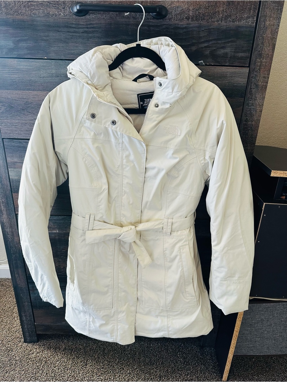 The North Face Women's Ivory Hooded Belted Puffer Coat